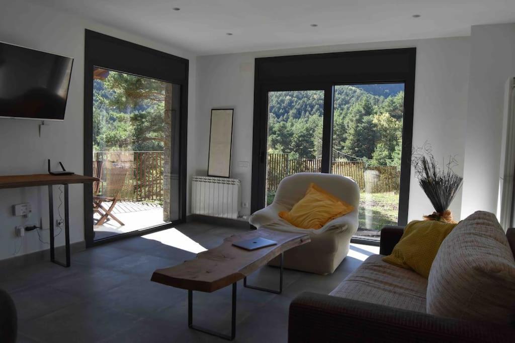 Cal Manubens Villa Castellar del Riu Luaran gambar