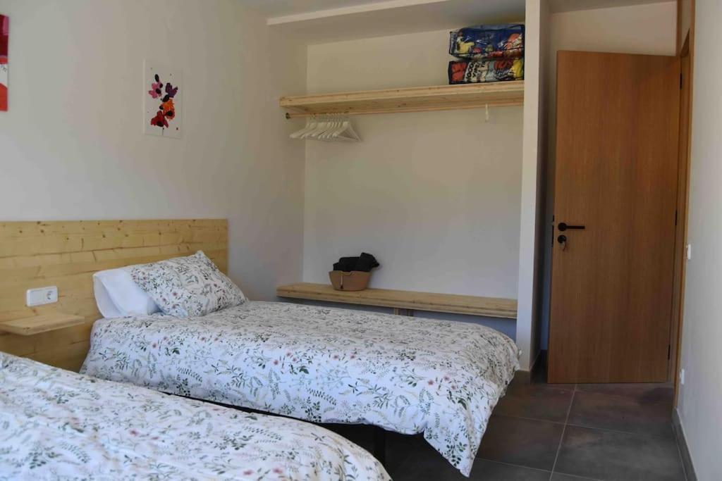 Cal Manubens Villa Castellar del Riu Luaran gambar
