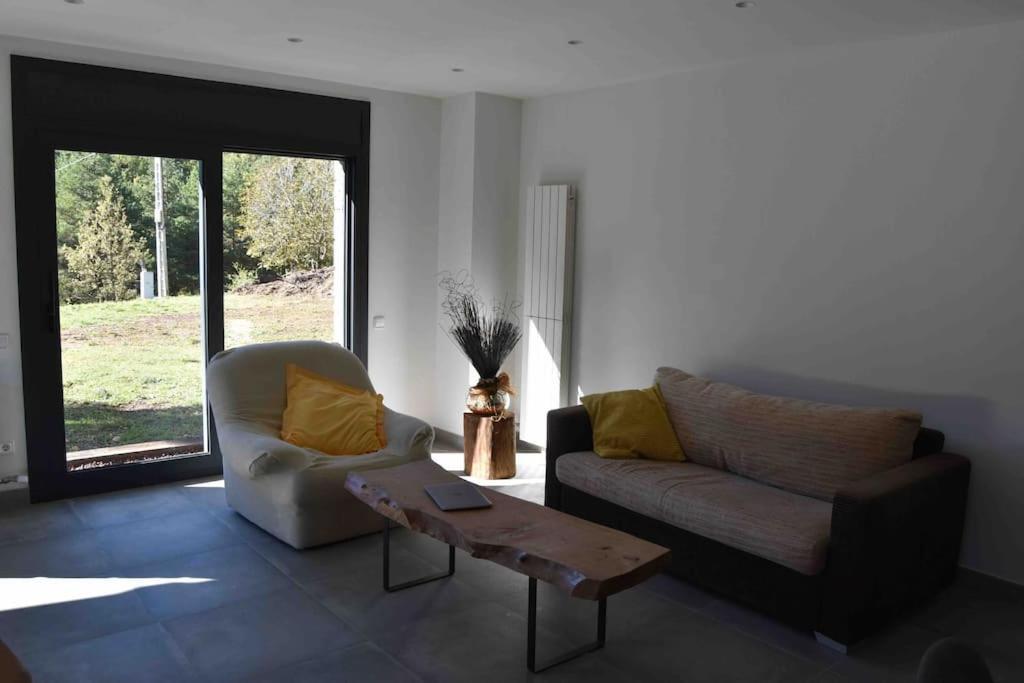Cal Manubens Villa Castellar del Riu Luaran gambar